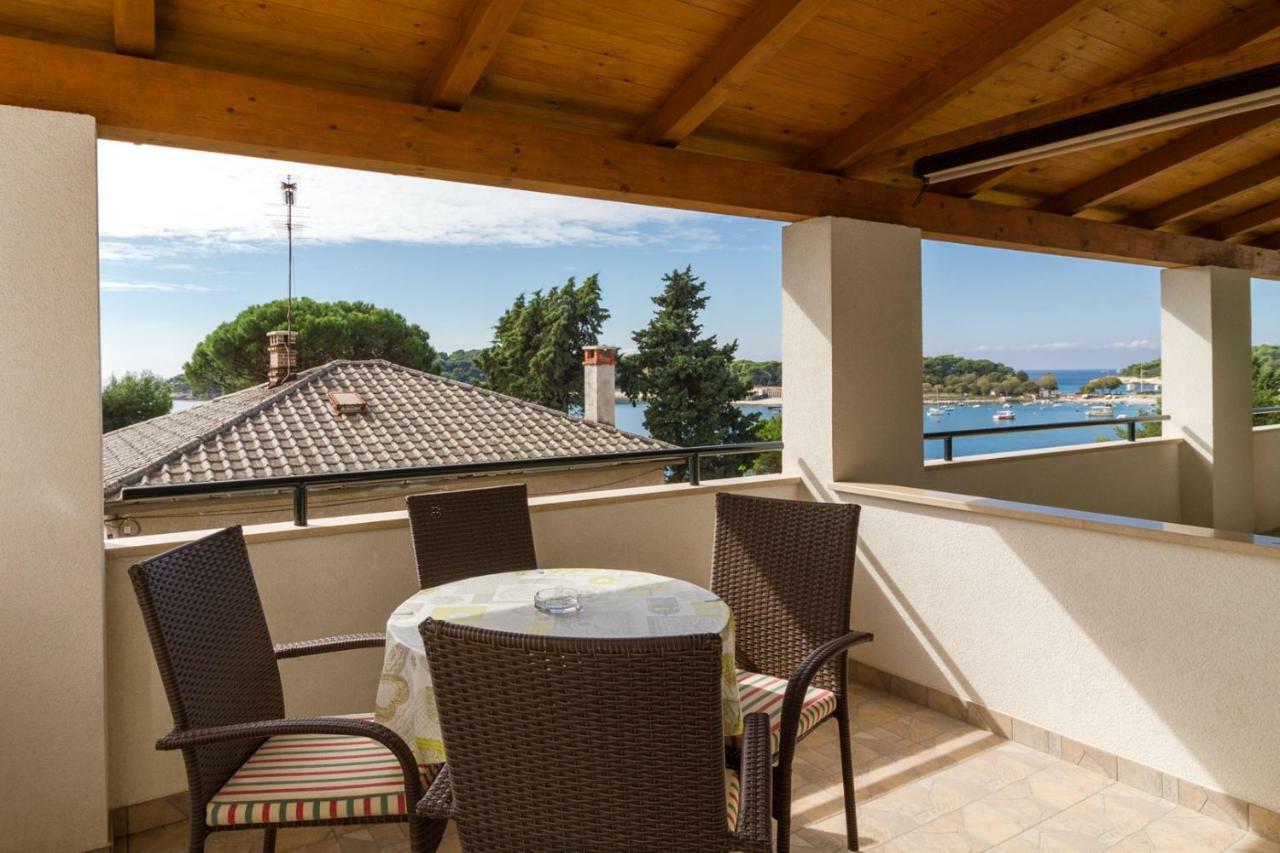 Apartments Tonka Near Beach And Sea Pula Exterior foto